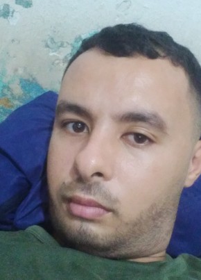 Youcef из Algiers 28 лет