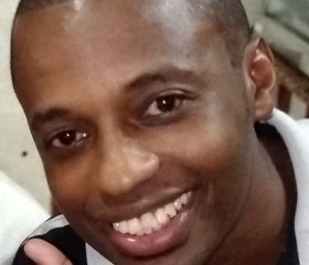 Cleber, 32, Sao Paulo