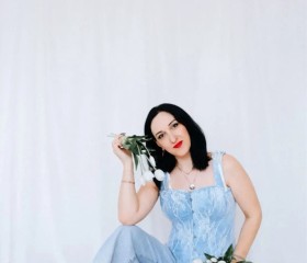 Yuliya, 36, Aalsmeer