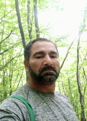 Porno из București 43 года