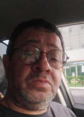 Brito из Joinville 56 лет