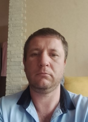 Евгений из Воронежа 43 года