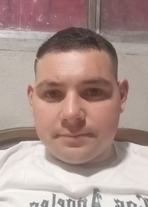 Sebastian из Adrogué 20 лет