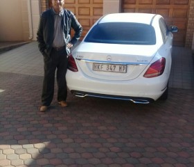 yusuf, 38 лет, Middelburg (Mpumalanga)