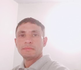 Gabriel, 35, Adrogue