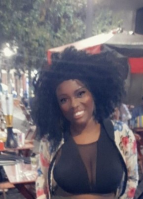Gabriela из Santa Luzia (Minas Gerais) 38 лет