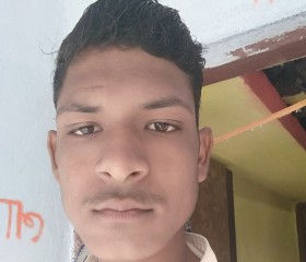 Vikash, 20, Rehli