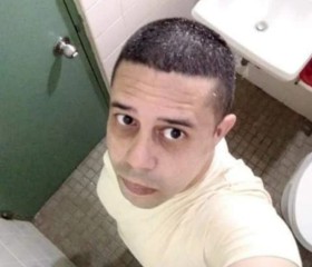 Gilbert, 41, Ponce