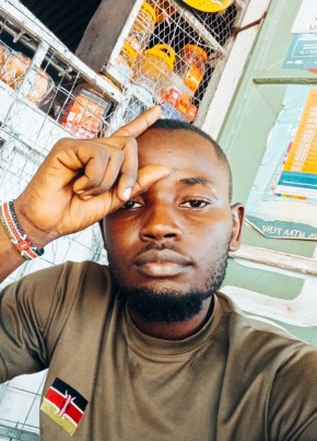 Soloi из Mombasa 23 года