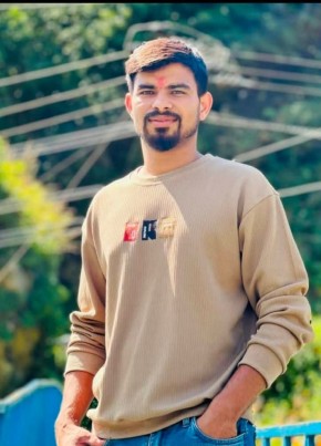 Tilak Subedi из Tulsīpur 23 года