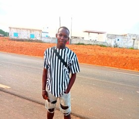 Traore Moussa, 23, Korhogo
