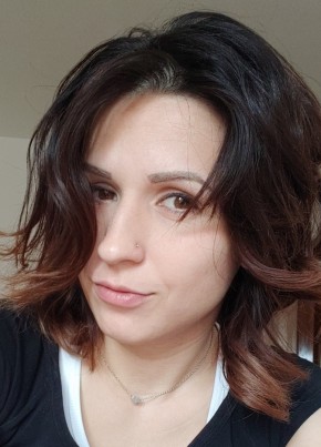 Uliana, 34, Repubblica Italiana, Osimo