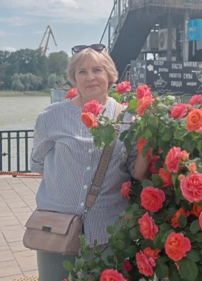 Наталья из Ростова-на-Дону 65 лет