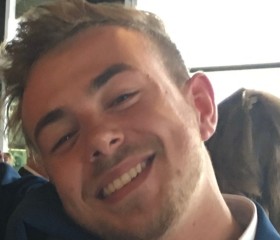 Oliver Kjær, 27, Silkeborg