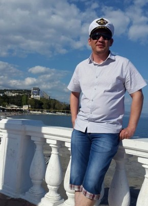 Илья, 35, Россия, Сургут