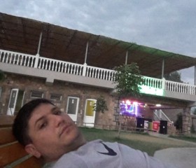 NB, 38, Tirana