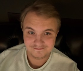 Maksim, 26, Moscow
