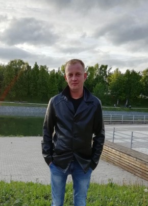 Денис из Октябрьска 39 лет