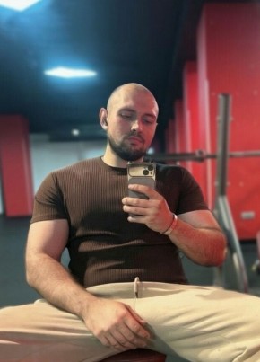 Максим из Иркутска 28 лет