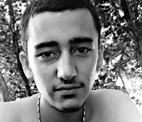 تيم, 19, Cayenne