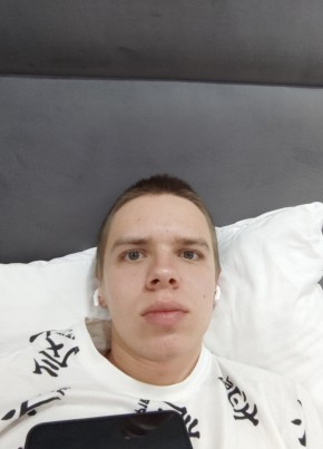 Vitaliy, 21, Russia, Anapa