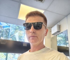Jan, 43, Bene Beraq