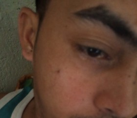 Edison, 35, Pulong Santa Cruz