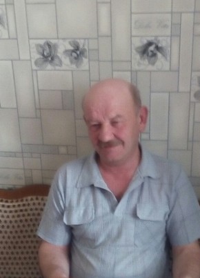 Василий, 64, Россия, Сургут