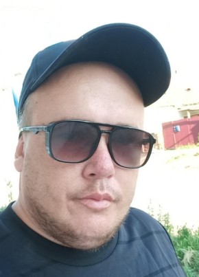 Виталий, 36, Россия, Рыльск