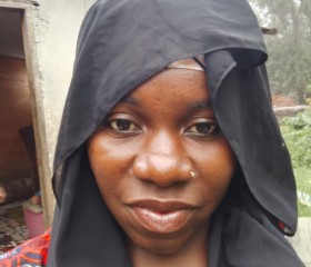Rameli oùRachida, 30, Yaounde