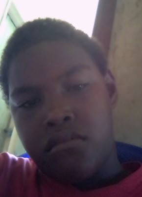 My name is phils, 18, Solomon Islands, Honiara