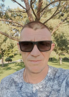Иван из Керчи 45 лет