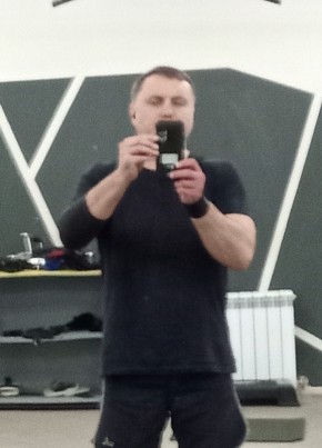 Дмитрий из Челябинска 51 год
