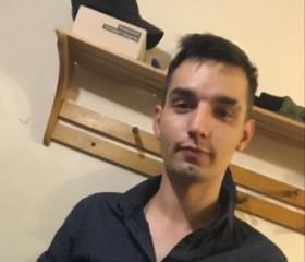 Nikolay Bessonov, 33, Aalsmeer