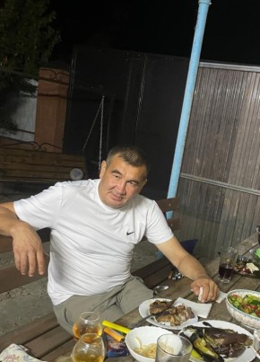 Али из Нефтекумска 52 года
