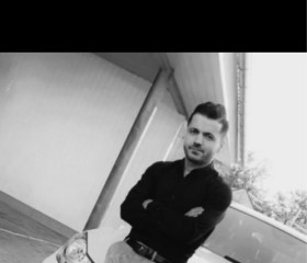 Imad, 40, Copenhagen