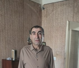 Valerik, 50, Gyumri