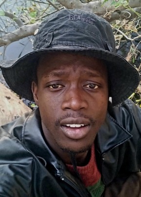 Timothy из Maun 22 года