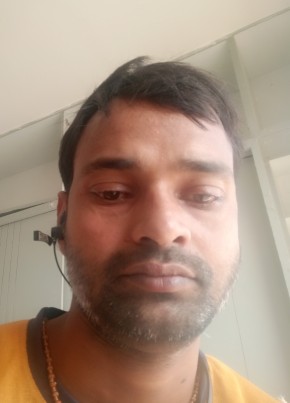 Ravi Kumar, 33, India, Khagaul