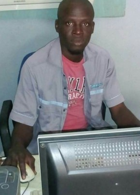 Mamadou, 23, République de Côte d’Ivoire, Yamoussoukro