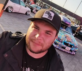 Oleg, 26, Omsk