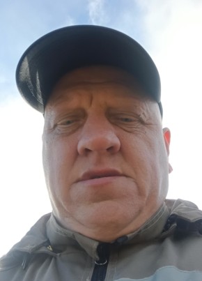 Александр из Ермаковское 44 года