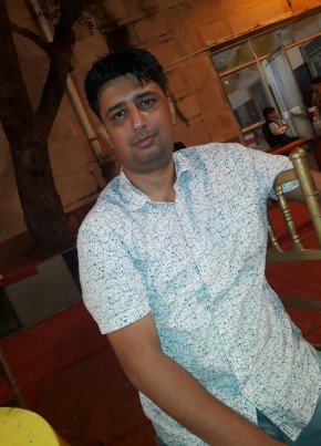 Deepak, 40, India, Delhi