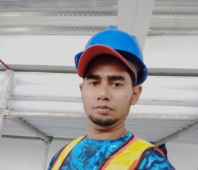 Nur Hassim, 34, Makassar