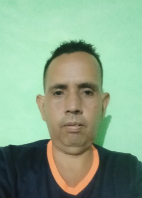 Dixon из Cúcuta 48 лет