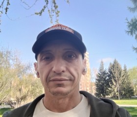 ivan, 43, Novosibirsk