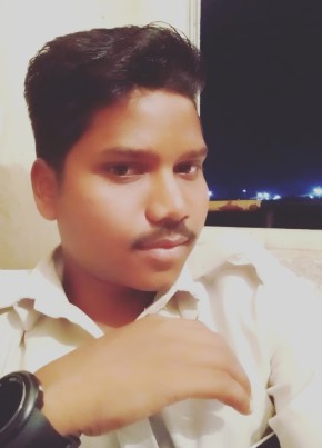 Gbghbhf, 19, India, Munnar