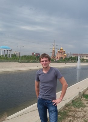 Николай, 32, Қазақстан, Алматы