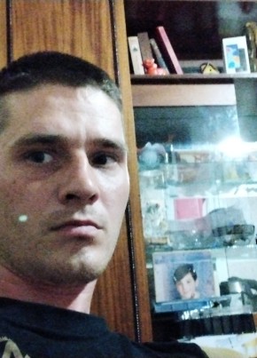 Igor, 31, Russia, Pyatigorsk