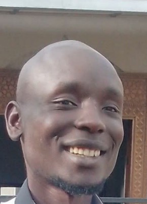 george opondo из Nairobi 31 год